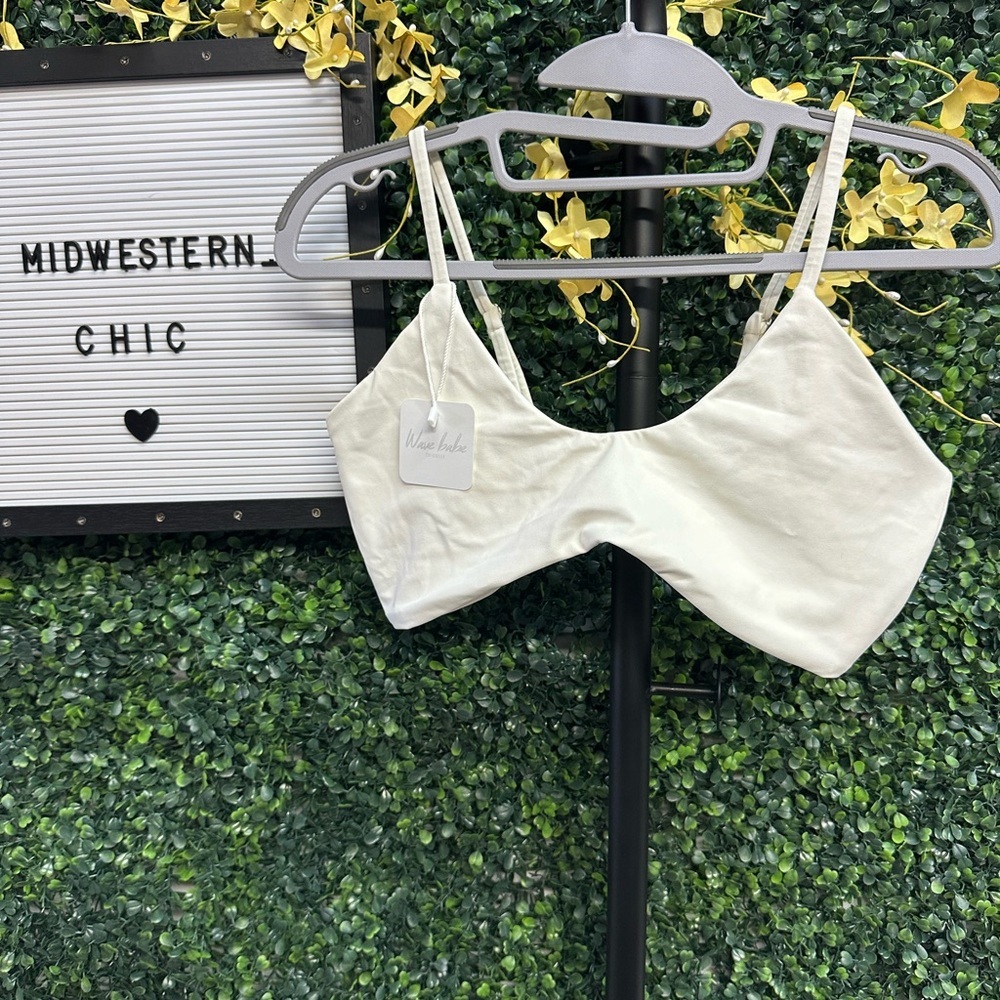 🆕 Cream Bikini Top